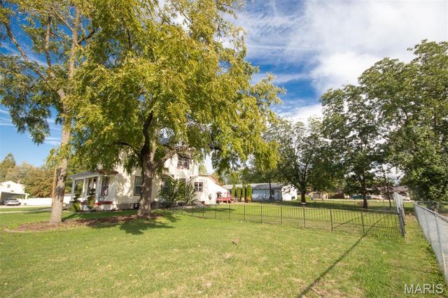 602 S State Highway 47, Warrenton, MO 63383