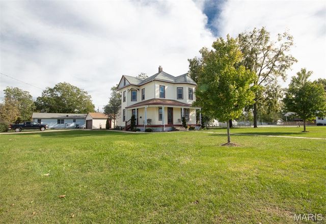 602 S State Highway 47, Warrenton, MO 63383