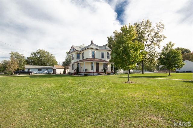 602 S State Highway 47, Warrenton, MO 63383
