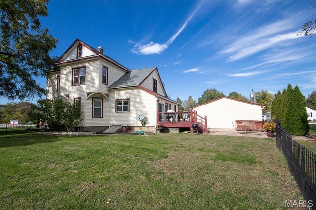 602 S State Highway 47, Warrenton, MO 63383