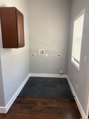 225 Linares, San Antonio, TX 78225