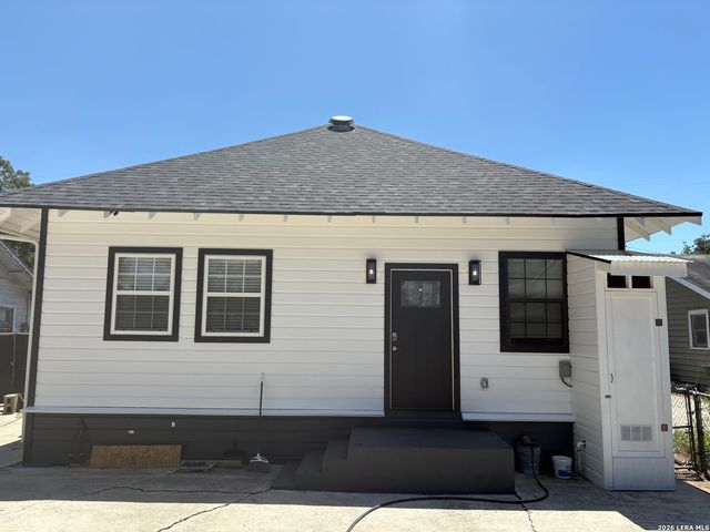 225 Linares, San Antonio, TX 78225