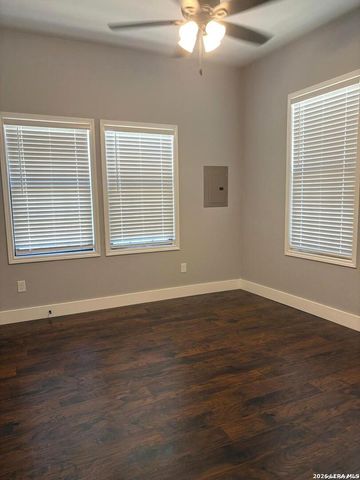225 Linares, San Antonio, TX 78225