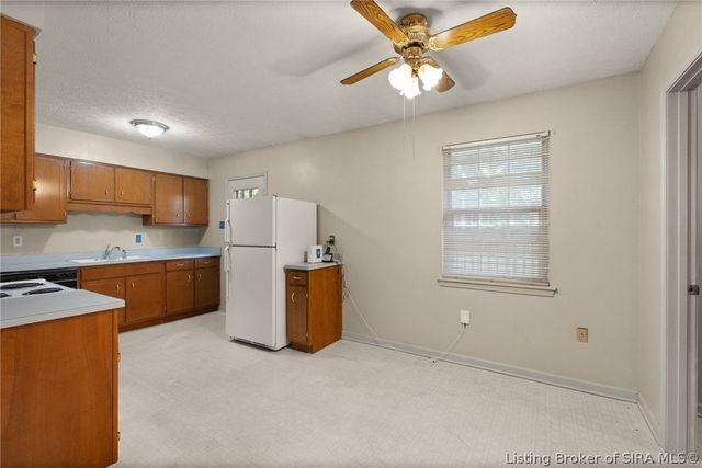 409 Huston Drive, Jeffersonville, IN 47130