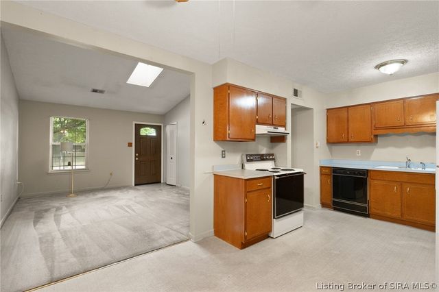 409 Huston Drive, Jeffersonville, IN 47130