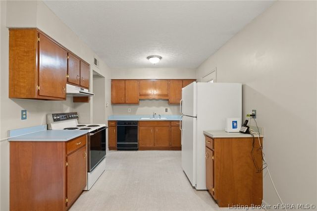 409 Huston Drive, Jeffersonville, IN 47130