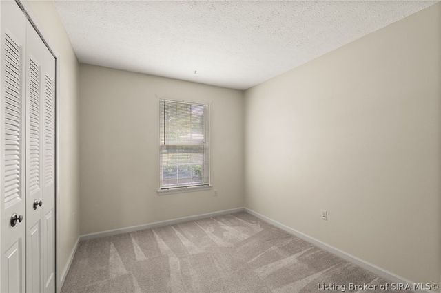 409 Huston Drive, Jeffersonville, IN 47130