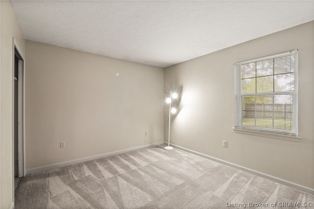 409 Huston Drive, Jeffersonville, IN 47130
