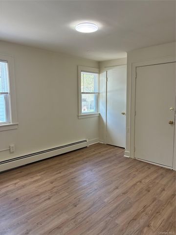 19 Sheridan Avenue, Sloatsburg, NY 10974