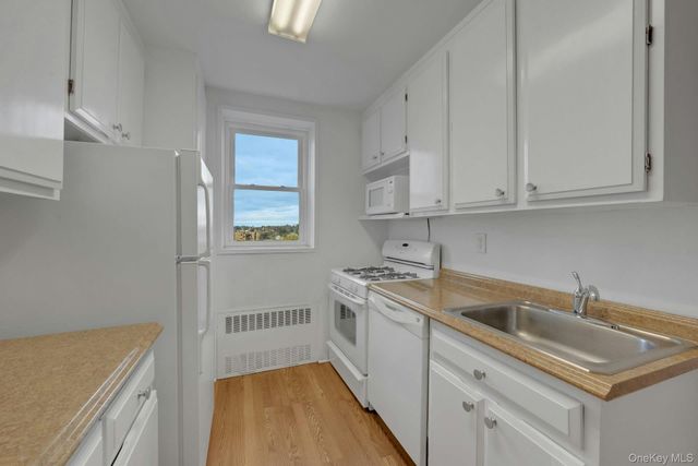 14 Westview Avenue 310, Tuckahoe, NY 10707