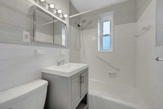 14 Westview Avenue 310, Tuckahoe, NY 10707