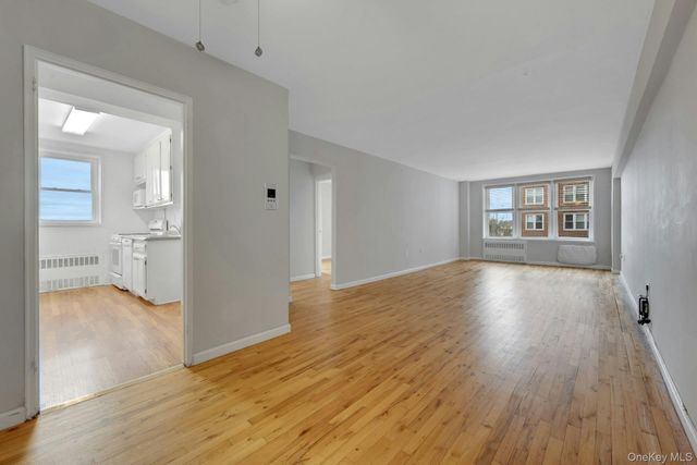 14 Westview Avenue 310, Tuckahoe, NY 10707