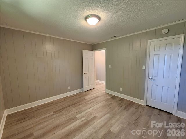 3340 Silver Stream Road, Charlotte, NC 28226