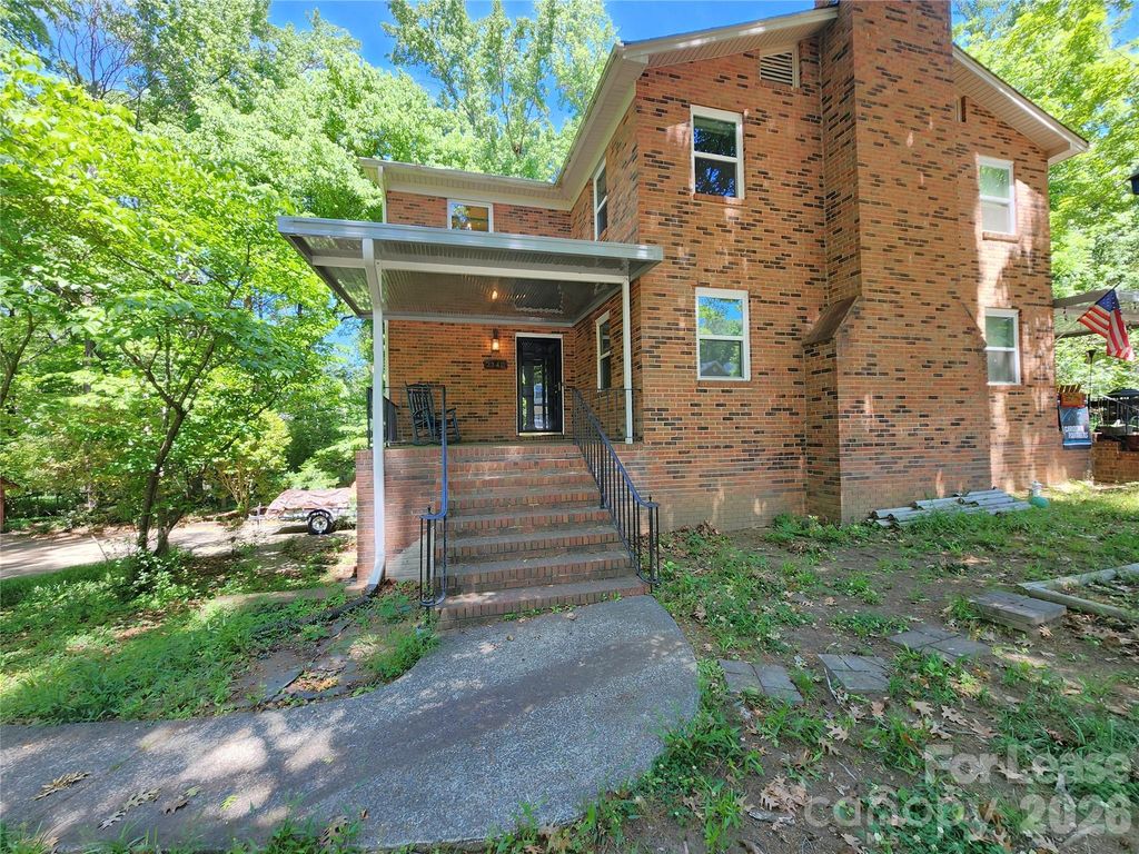 3340 Silver Stream Road, Charlotte, NC 28226