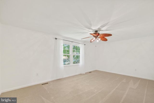 1012 ISABELLA DR, Stafford, VA 22554