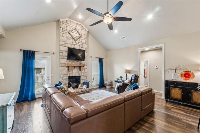 11321 NW 7th Street, Yukon, OK 73099