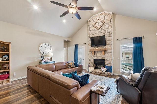11321 NW 7th Street, Yukon, OK 73099