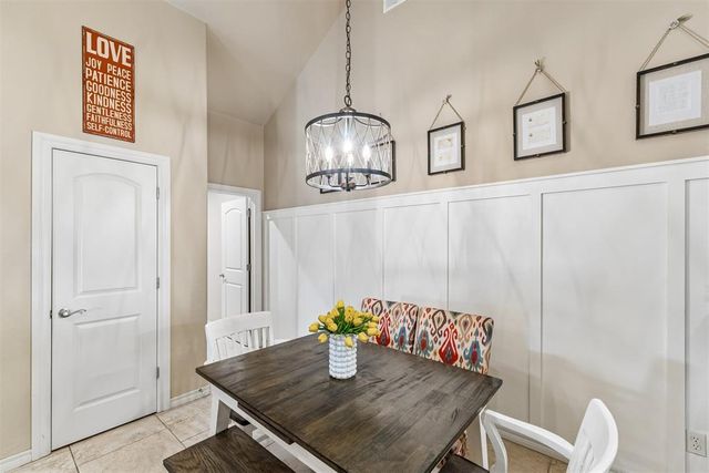 11321 NW 7th Street, Yukon, OK 73099