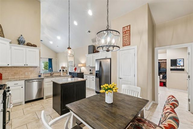 11321 NW 7th Street, Yukon, OK 73099