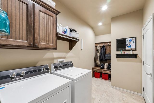 11321 NW 7th Street, Yukon, OK 73099