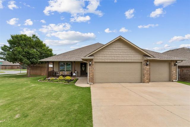 11321 NW 7th Street, Yukon, OK 73099