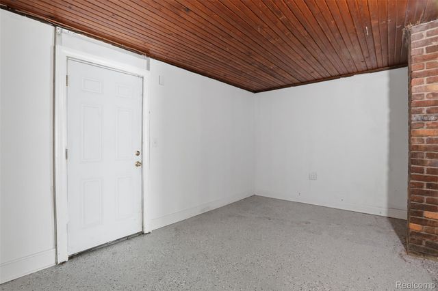 9236 Manistique Street, Detroit, MI 48224