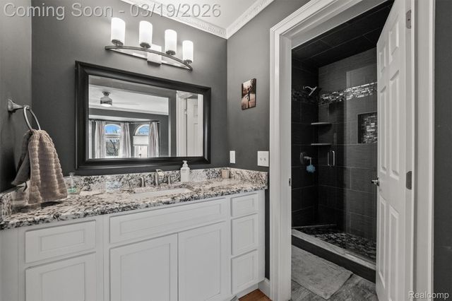 751 Woodleigh Way, Oxford Village, MI 48371