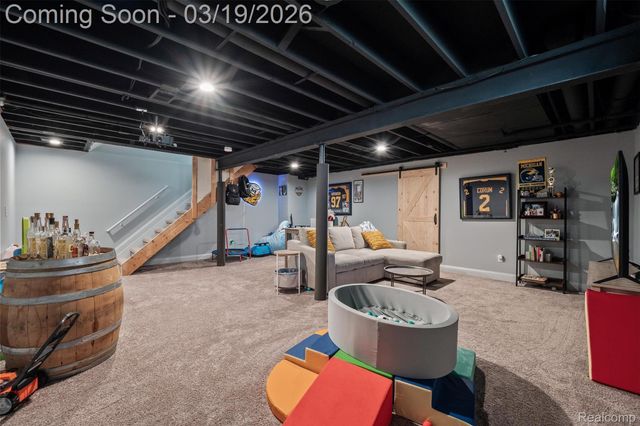 751 Woodleigh Way, Oxford Village, MI 48371