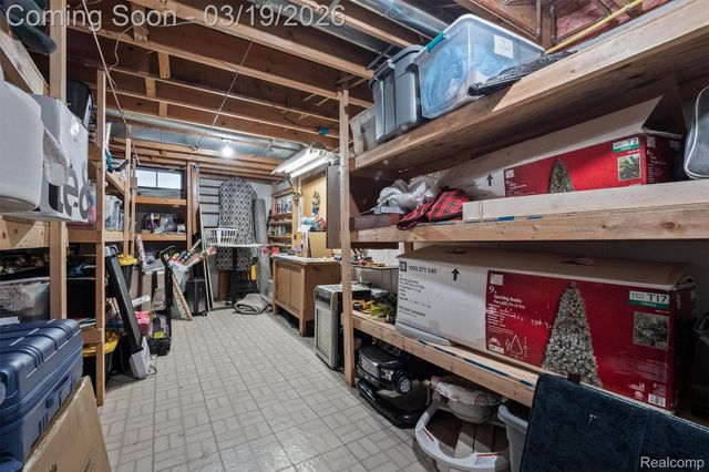 751 Woodleigh Way, Oxford Village, MI 48371