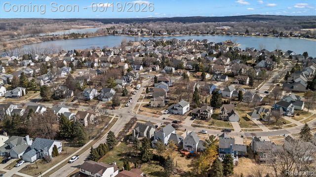 751 Woodleigh Way, Oxford Village, MI 48371