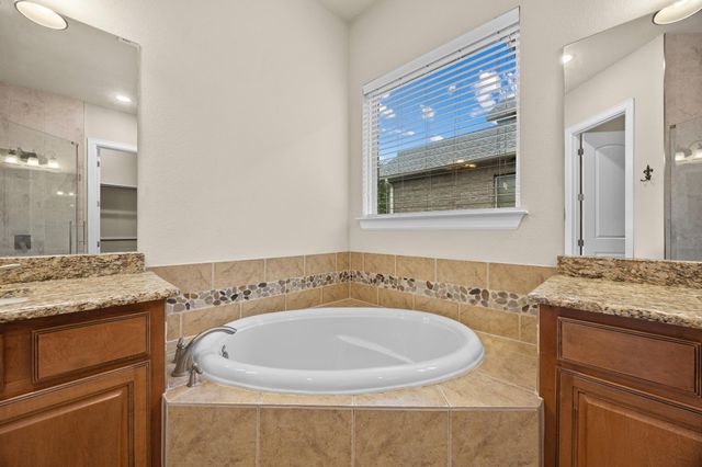 2301 Manada TRL, Leander, TX 78641