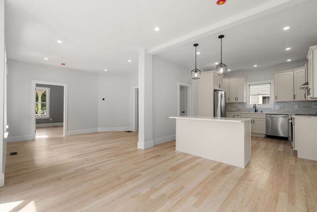 32 Manning St. 1, Medford, MA 02155