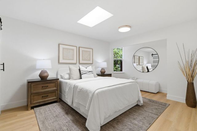 13004 Paseo Presada, Saratoga, CA 95070