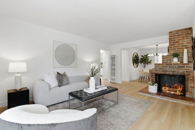 13004 Paseo Presada, Saratoga, CA 95070