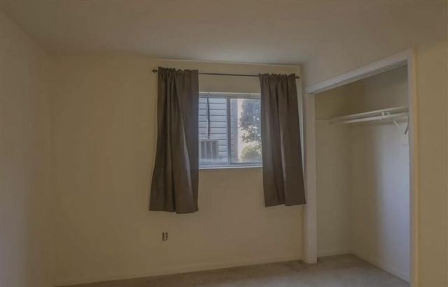 830 Claytor Square, Blacksburg, VA 24060