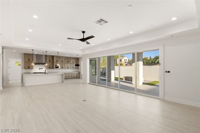 3423 Spanish Winds Court, Las Vegas, NV 89141