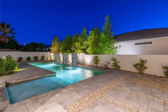 3423 Spanish Winds Court, Las Vegas, NV 89141