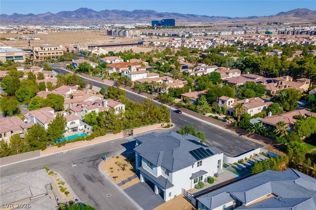 3423 Spanish Winds Court, Las Vegas, NV 89141