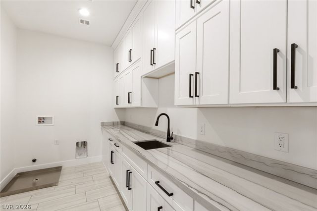 3423 Spanish Winds Court, Las Vegas, NV 89141