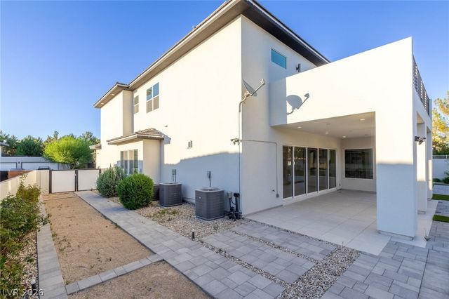 3423 Spanish Winds Court, Las Vegas, NV 89141