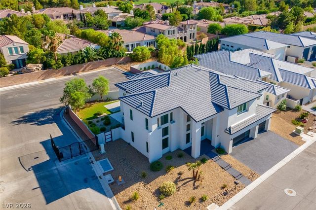 3423 Spanish Winds Court, Las Vegas, NV 89141