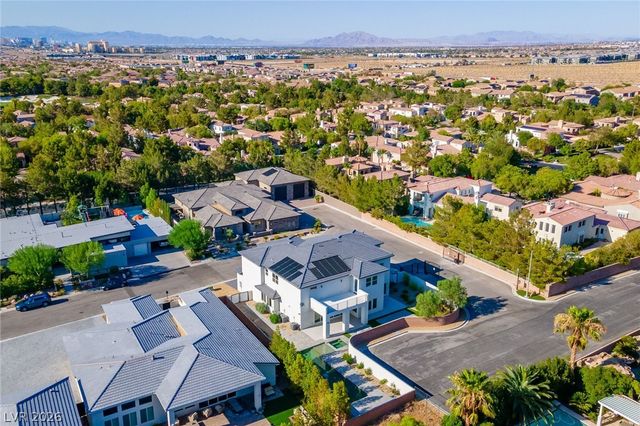 3423 Spanish Winds Court, Las Vegas, NV 89141