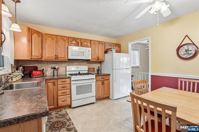 44 Rumana Road, Wayne, NJ 07470