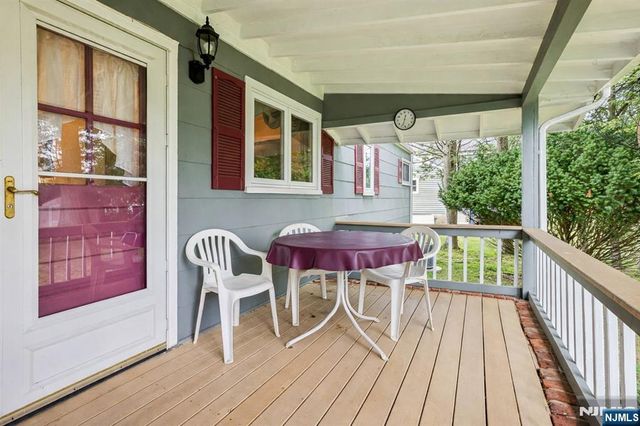 44 Rumana Road, Wayne, NJ 07470