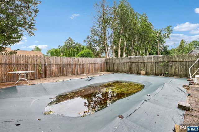 44 Rumana Road, Wayne, NJ 07470