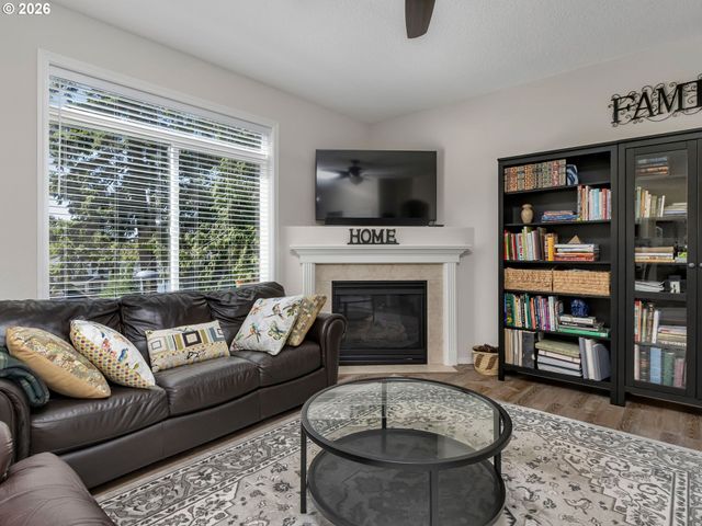 1903 N 5TH Way, Ridgefield, WA 98642