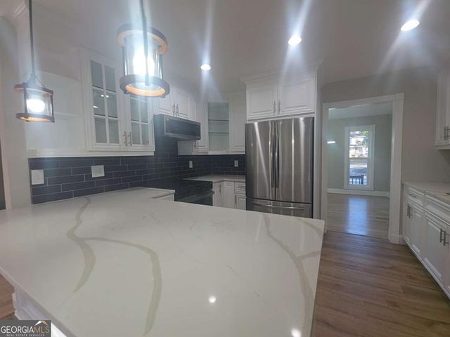 1483 Hidden Hills Parkway, Stone Mountain, GA 30088