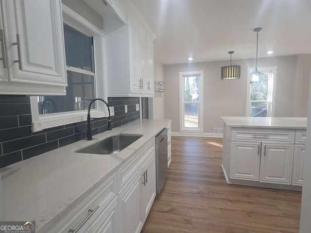 1483 Hidden Hills Parkway, Stone Mountain, GA 30088