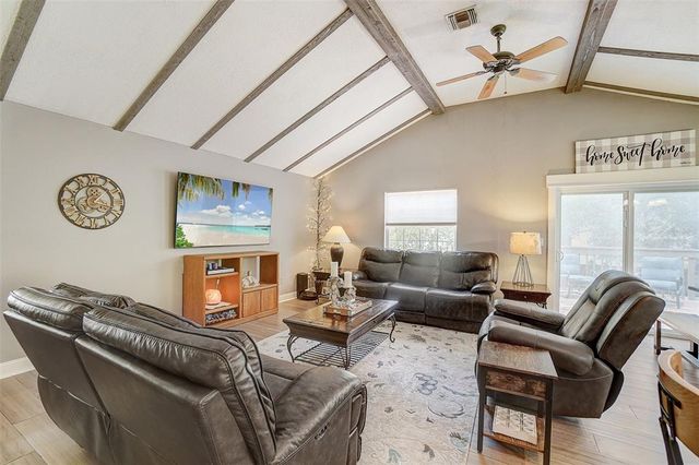 611 SHORE DRIVE E, Oldsmar, FL 34677