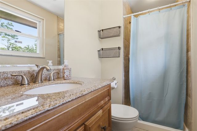 218 Briaridge Dr, Wilkins Twp, PA 15145